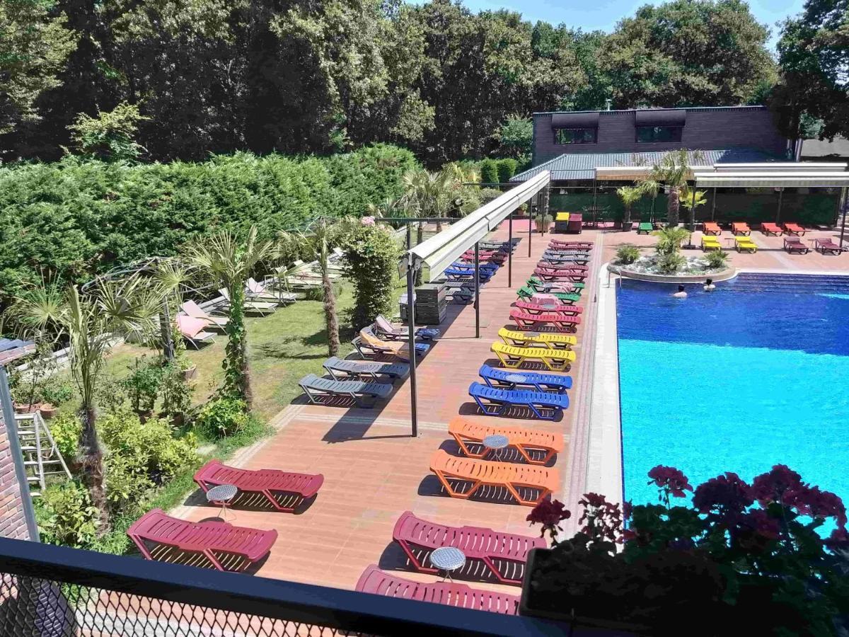 Green House Garden Park Hotel Cumhuriyet Εξωτερικό φωτογραφία