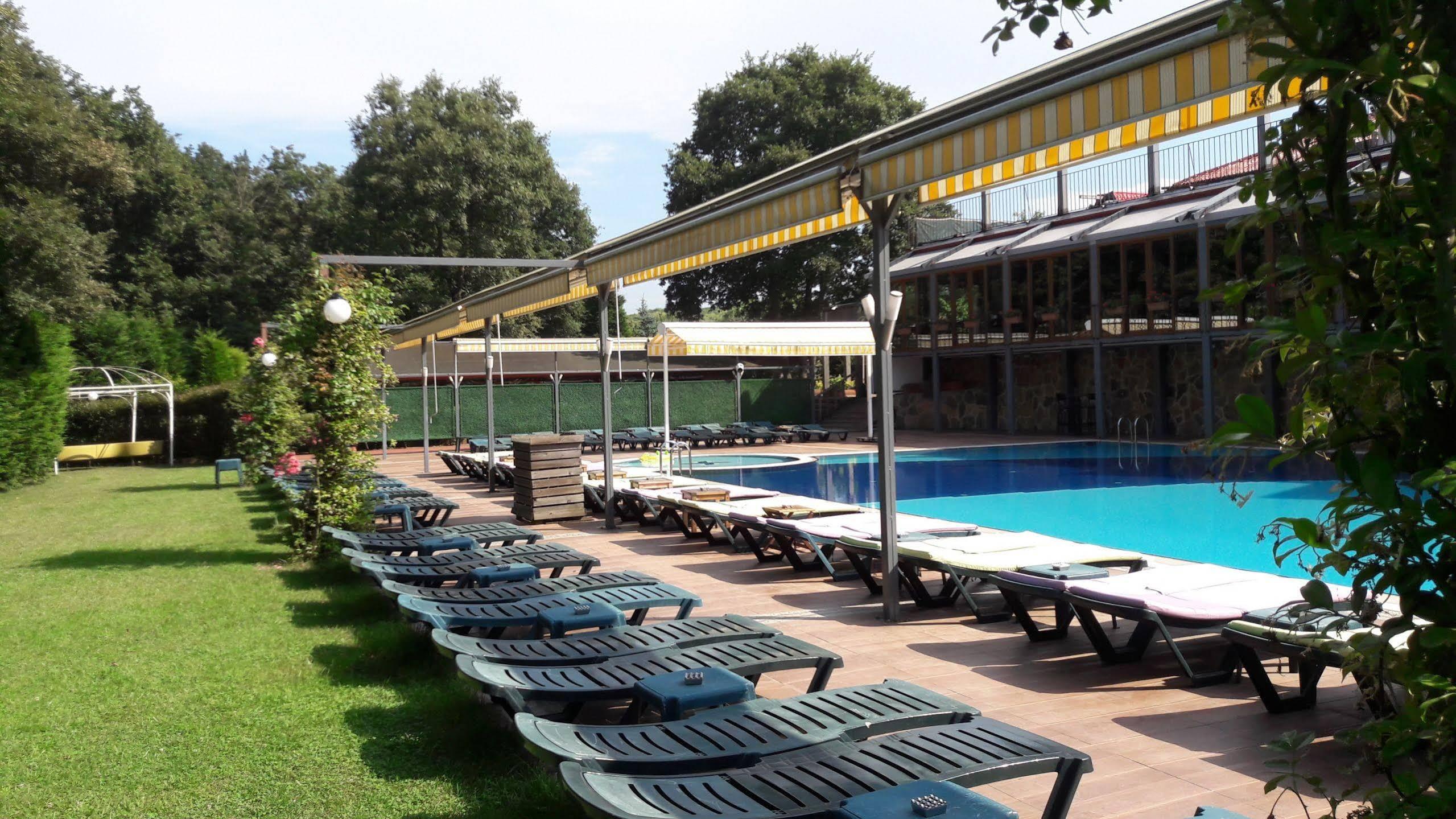 Green House Garden Park Hotel Cumhuriyet Εξωτερικό φωτογραφία